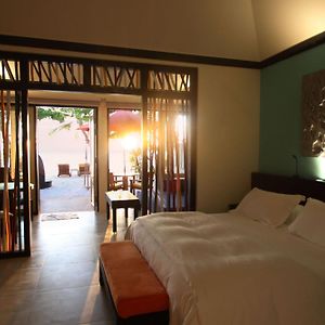 Beachfront Sunset Villa transfer